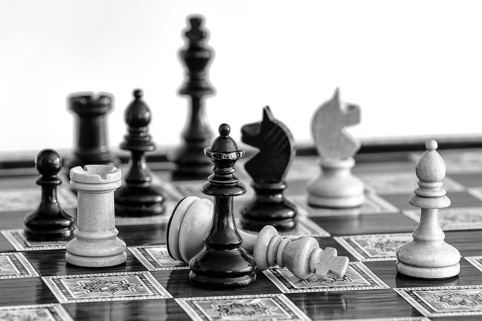 can a king kill a king in chess banner